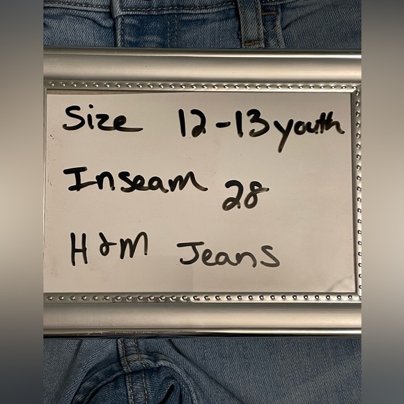 H&M youth size 12/13 distressed jeans - Picture 3 of 5